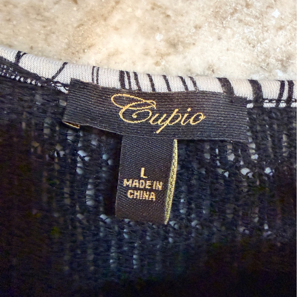 Cupio Black & White Abstract Sleeveless Blouse | Mesh Back | Size L - Picture 6 of 9